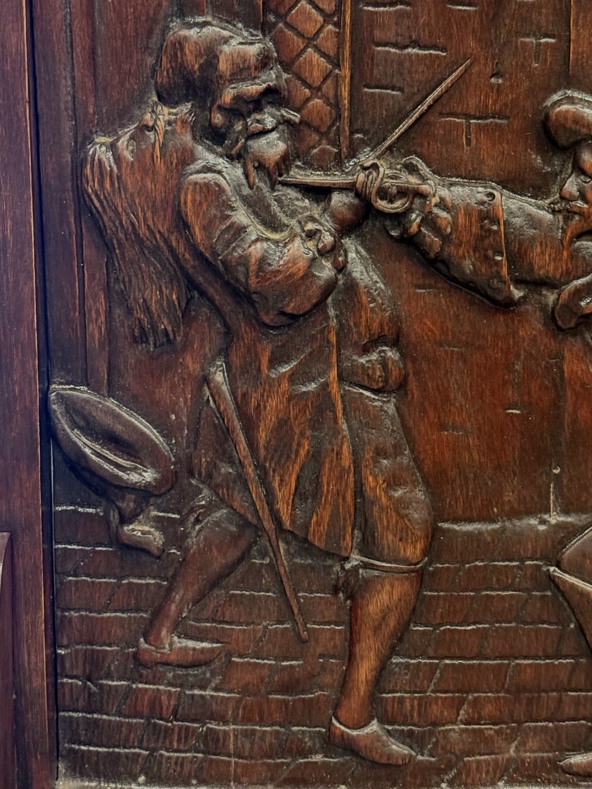 ANTIQUE WOODEN PIPE RACK TOBACCO SHELF W/ ORNATE HAND CARVED FIGHTING SCENE (EY