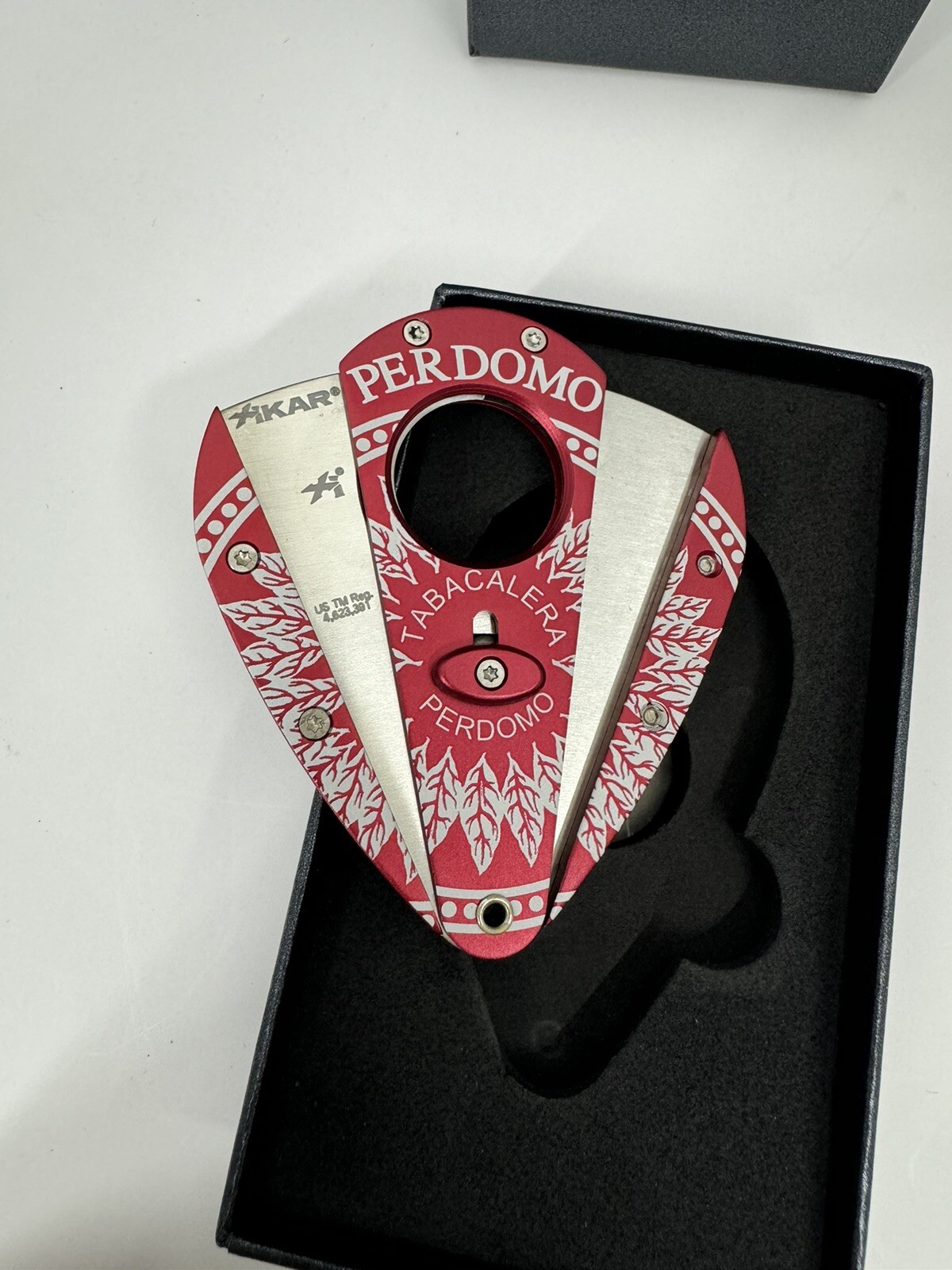 Xikar Xi1 Perdomo Branded Cigar Cutter – Red – New