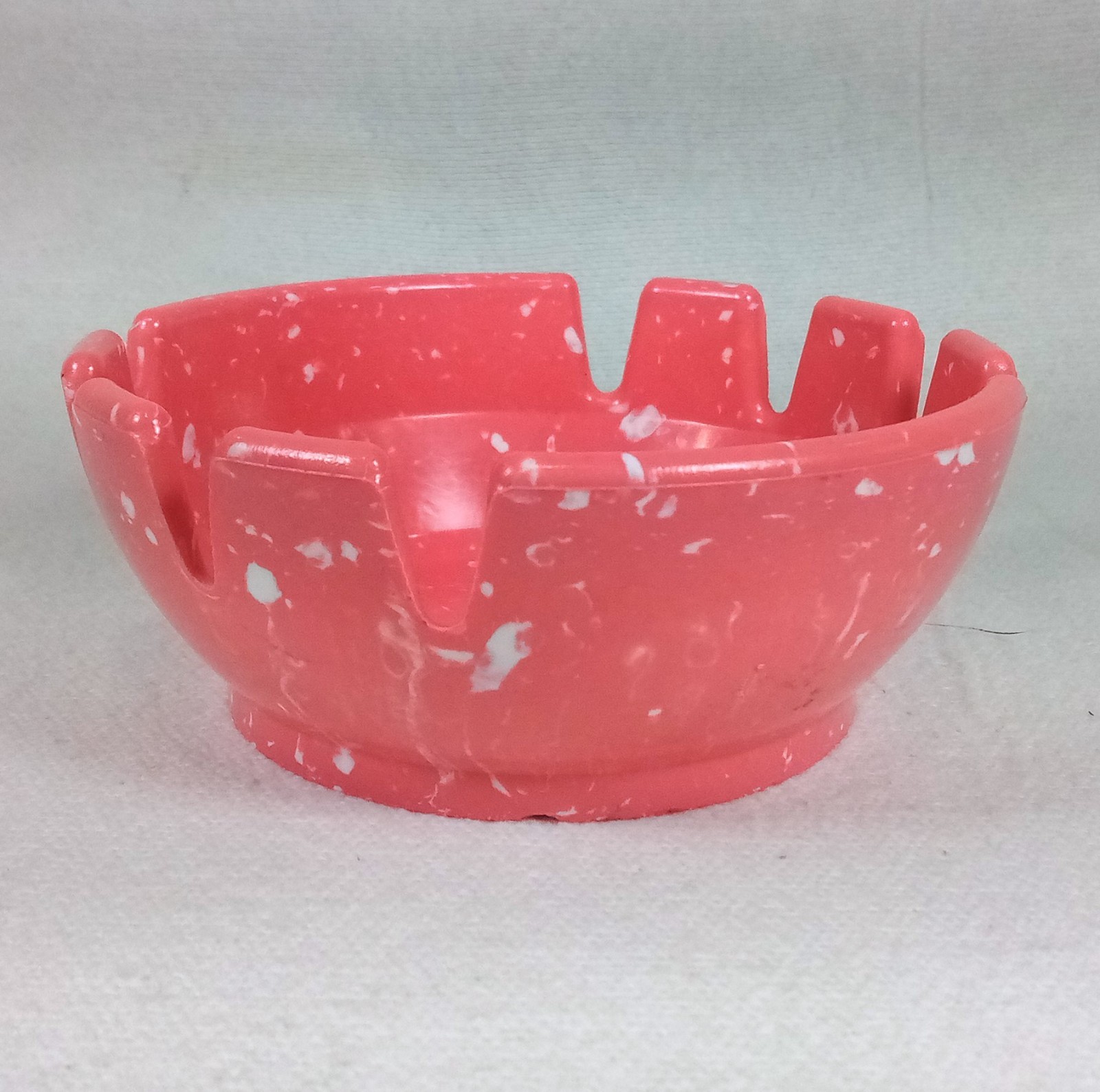 Vintage 1960s MCM Pink and White Splatter Confetti Melamine Ashtray Never Used