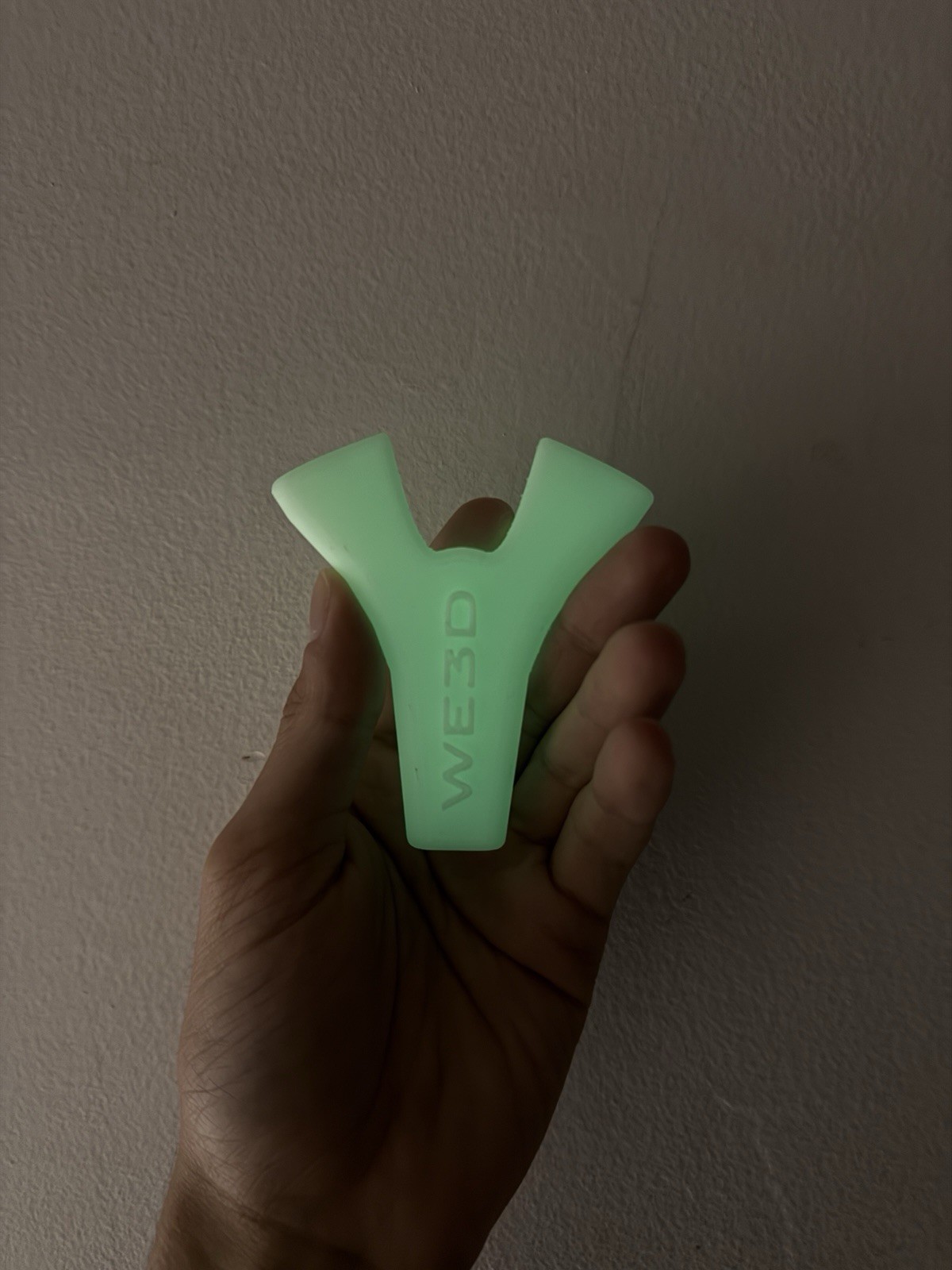 Glow In The Dark Double Joint Holder (Bulk Deals)(Customization)(Eco Friendly)