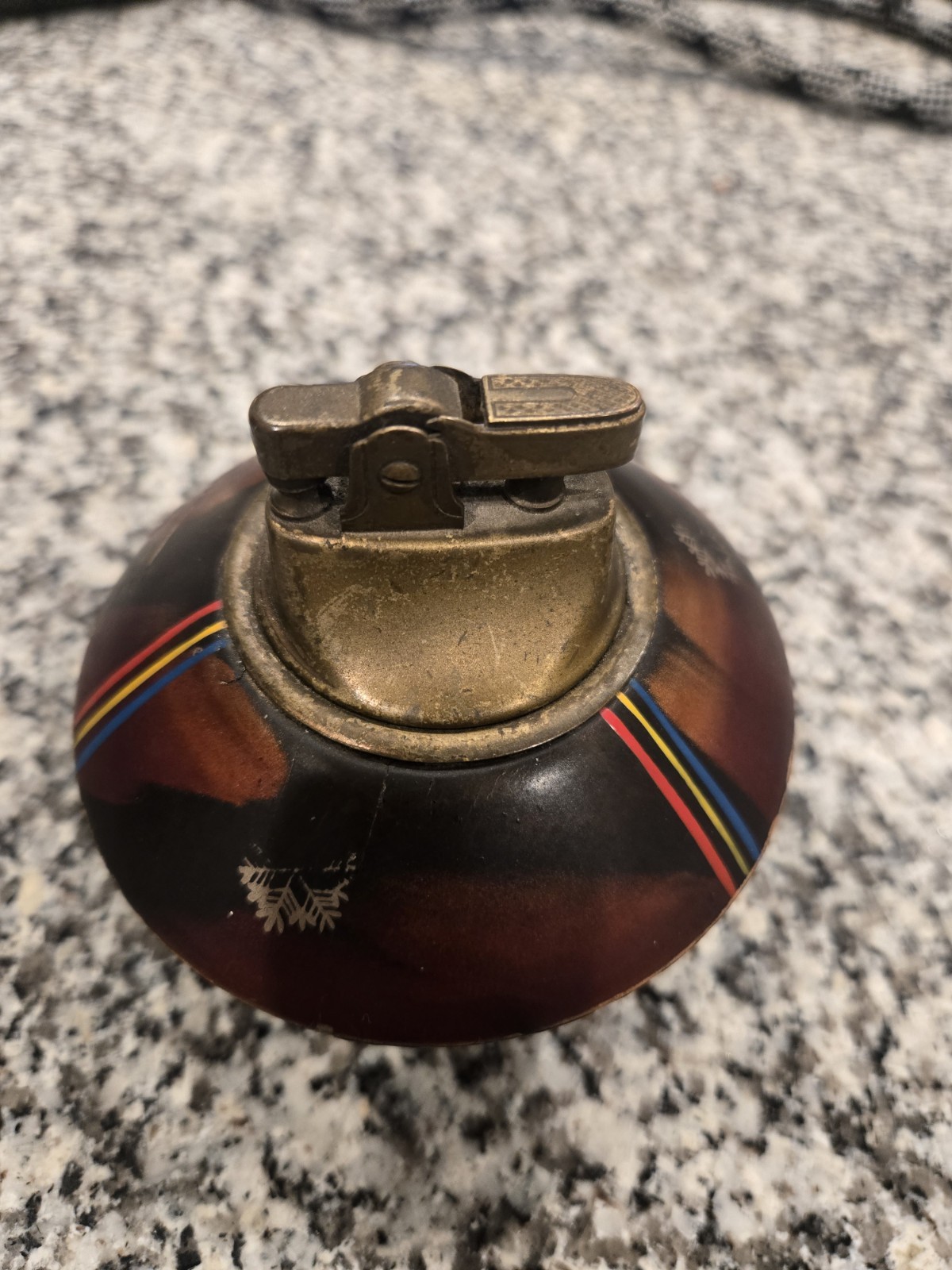 Tripod Lighter W/ Music Box
