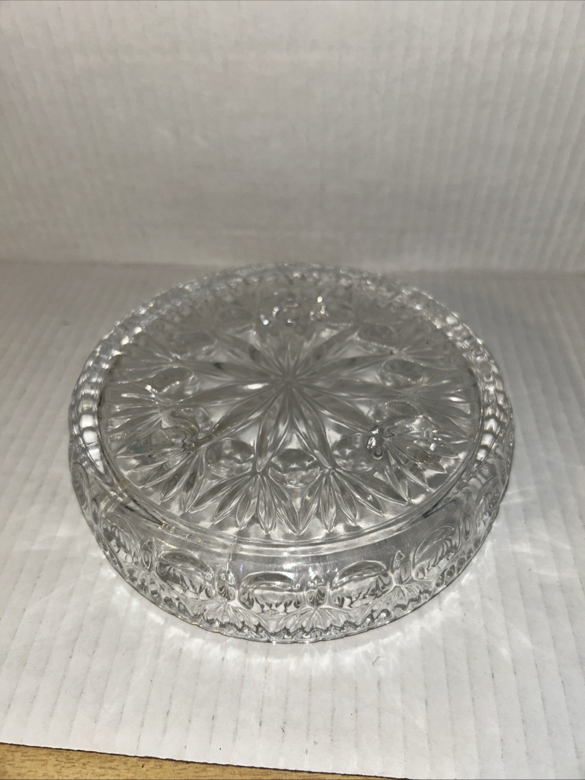 Princess House Crystal Round Ashtray snowflake / Sunburst heavy clear