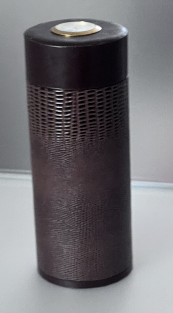 Alligator Infinity Cigar Tube with Hygrometer and Humidifier Brown