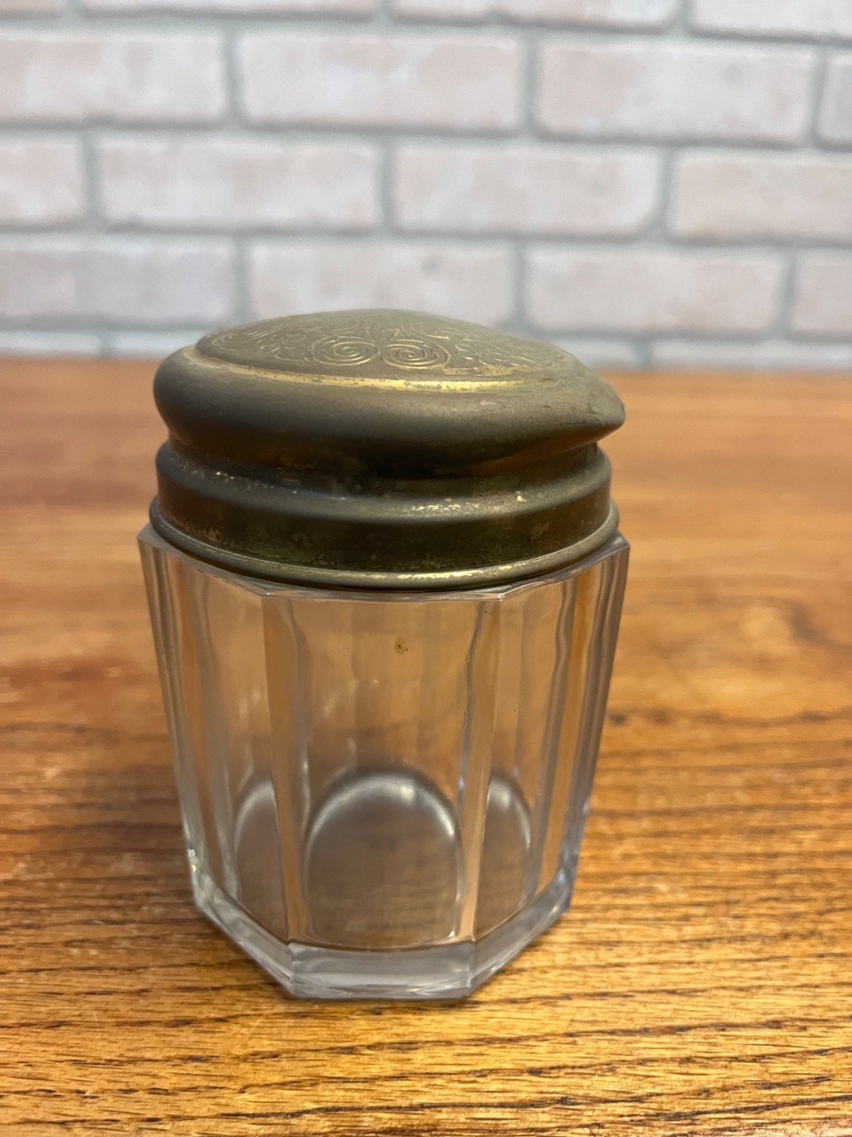 Antique Victorian Glass Tobacco Cigar Humidor or Condiment Jar w/ Lid Small 3″