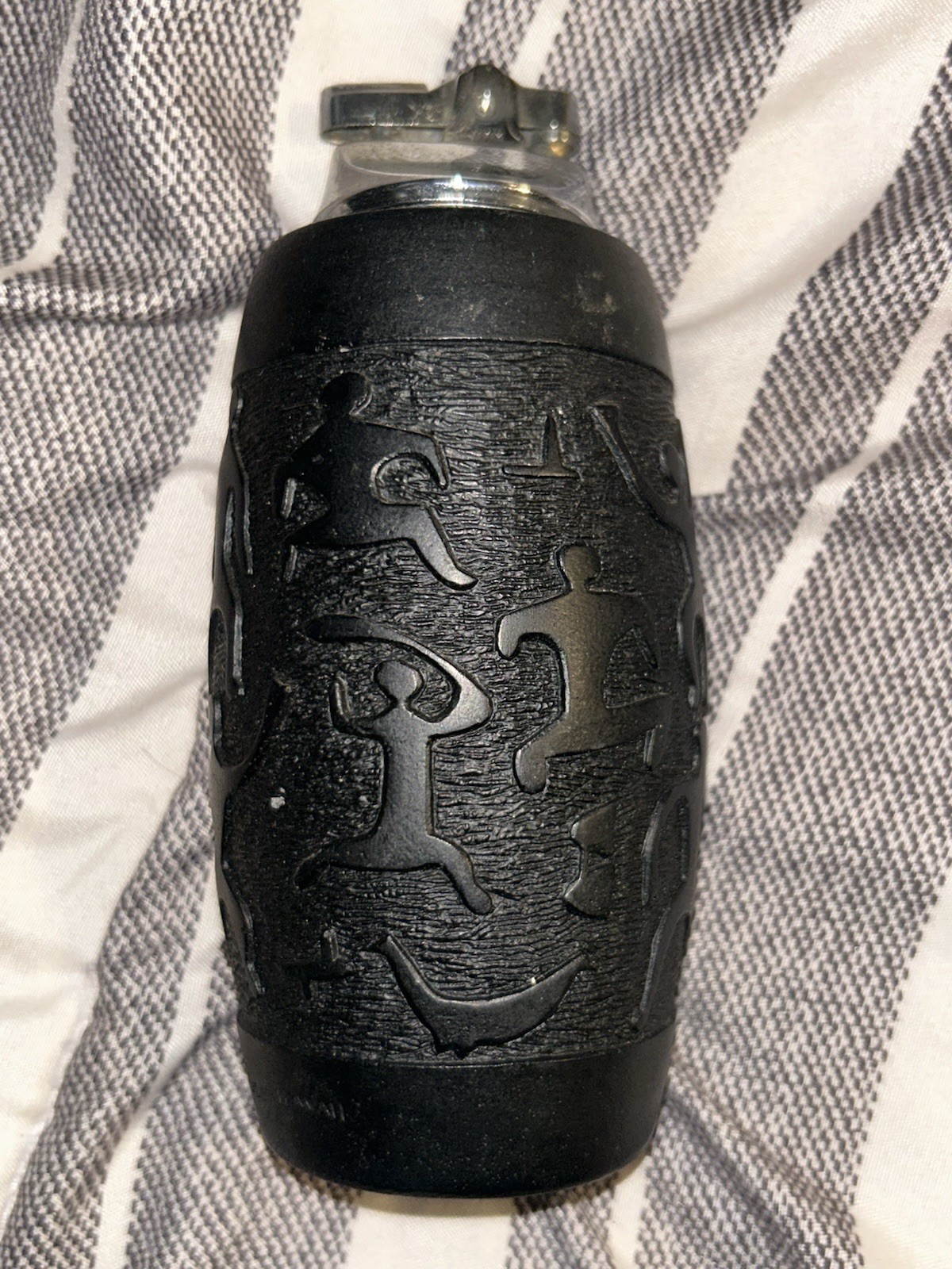 Coco Joe Carved Tribal black Lava Table Lighter Hawaii 2 1/4″ x 5 1/2″ Japan