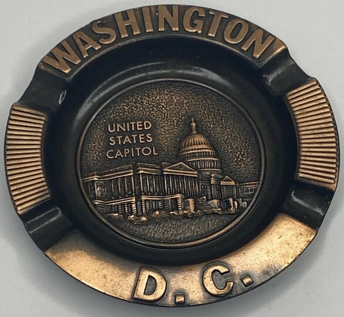Vintage Ashtray U.S. Capitol Washington D.C. MADE IN Canada