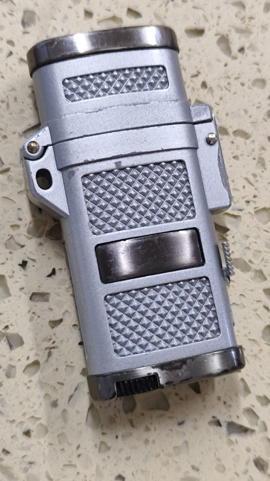 Vintage COLIBRI Gas Lighter Gray / Silver Line1 Rear Used