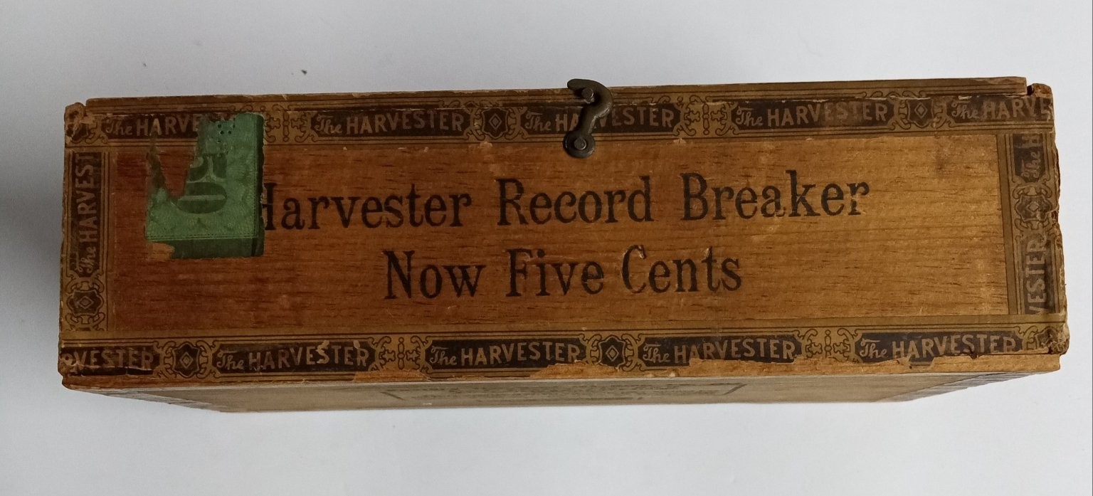 Harvester Wooden Empty Cigar Box Record Breaker Horse Graphic US Tax Stamp