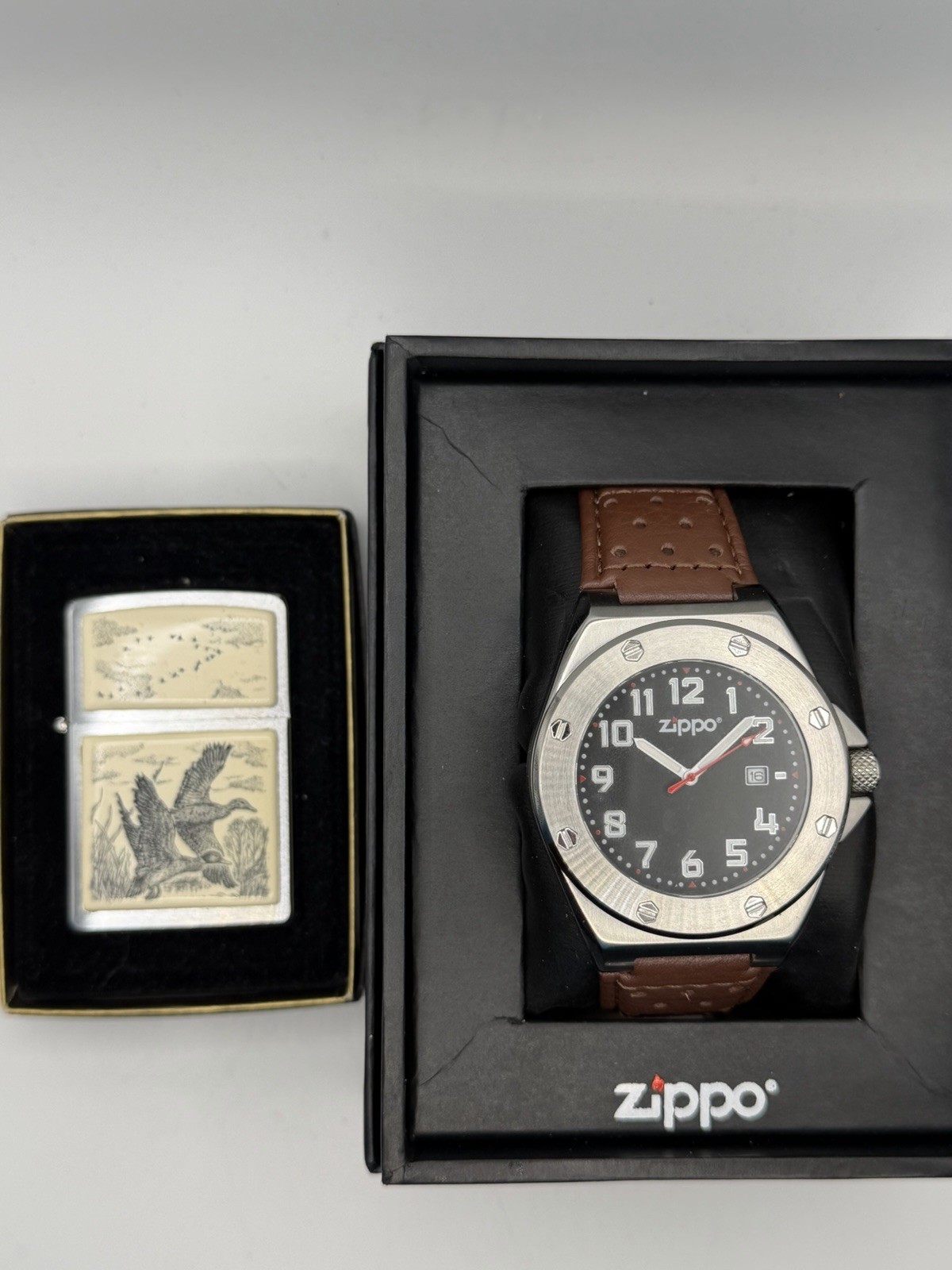 Vintage 2004 Flying Ducks Scrimshaw Chrome Zippo Lighter W/ Casual Men’s Watch