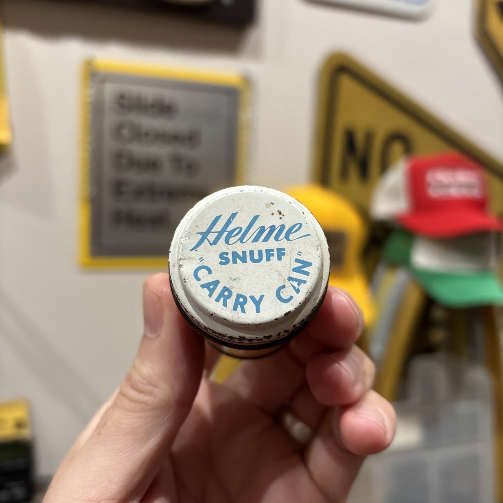 Vintage Rare TOPS SWEET SNUFF CARRY Can – See Pics