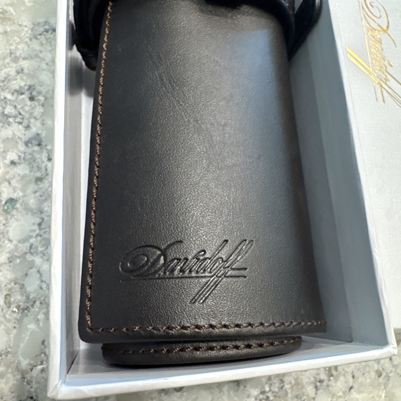 Davidoff Travel Humidor Leather Roll Bag Holds Four Cigars Dark Brown