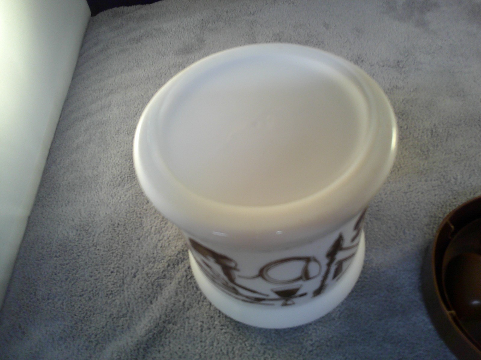 Vtg Milk Glass Tobacco Humidor Canister Jar White w Brown Lid Pipe Holder 6.25″