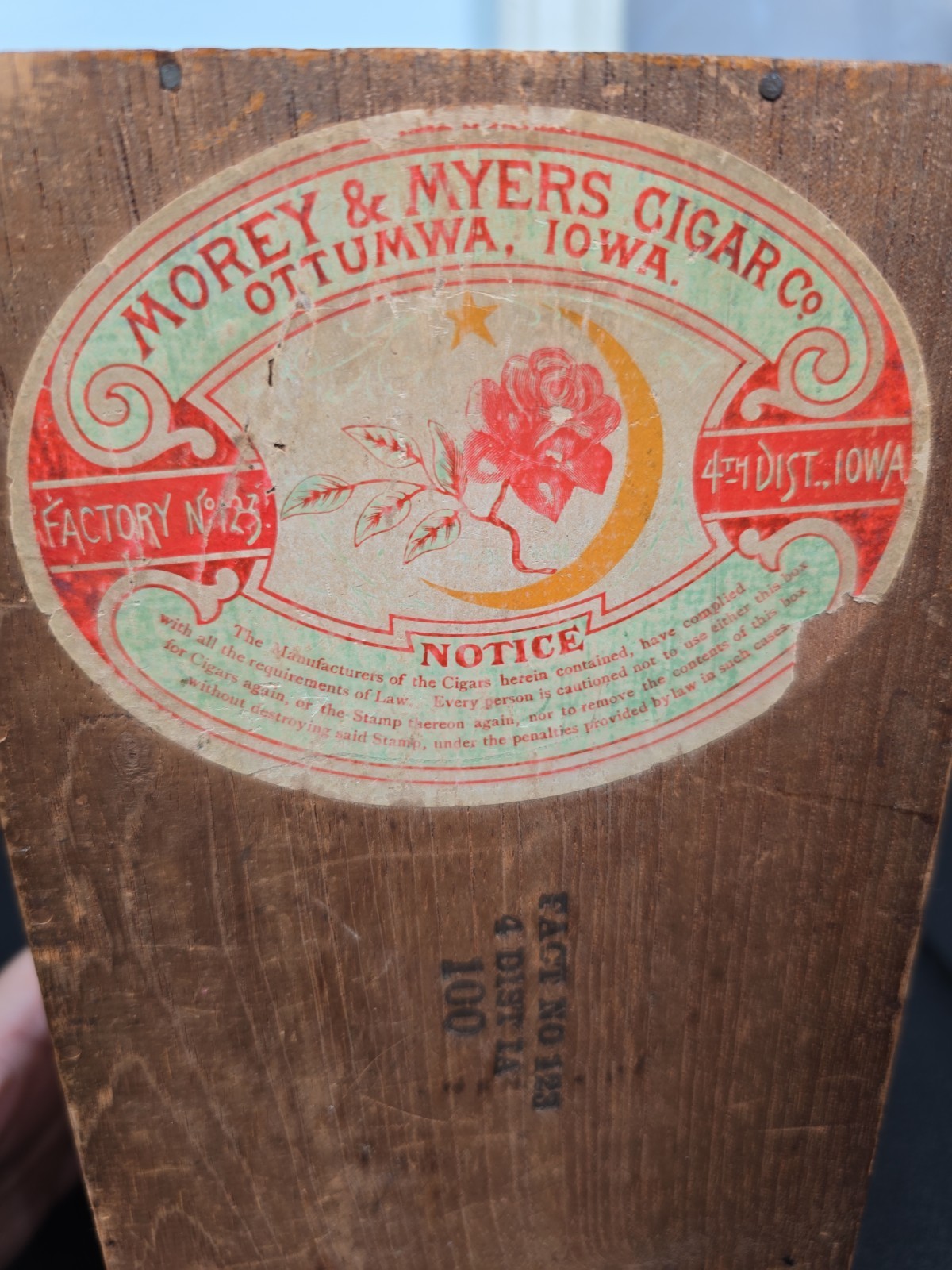Antique Ottumwa Iowa Wooden Cigar 5c Box Morey’s American Wonder Morey & Myers