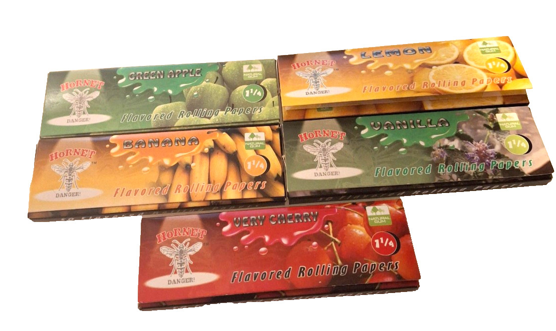 Rolling Papers Flavored Hornet Brand 1 1/4 50 Leaves-5 Pack -Assorted as Shown 1