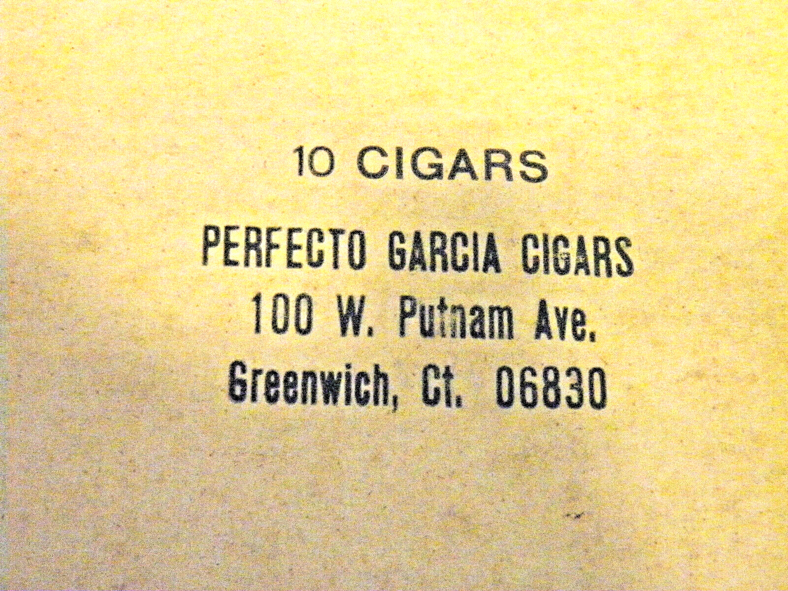 Vintage Perfecto Garcia & Bros Cigar Box Tampa Fl 10.5″L x 8’W, 10 GLASS 8″TUBES