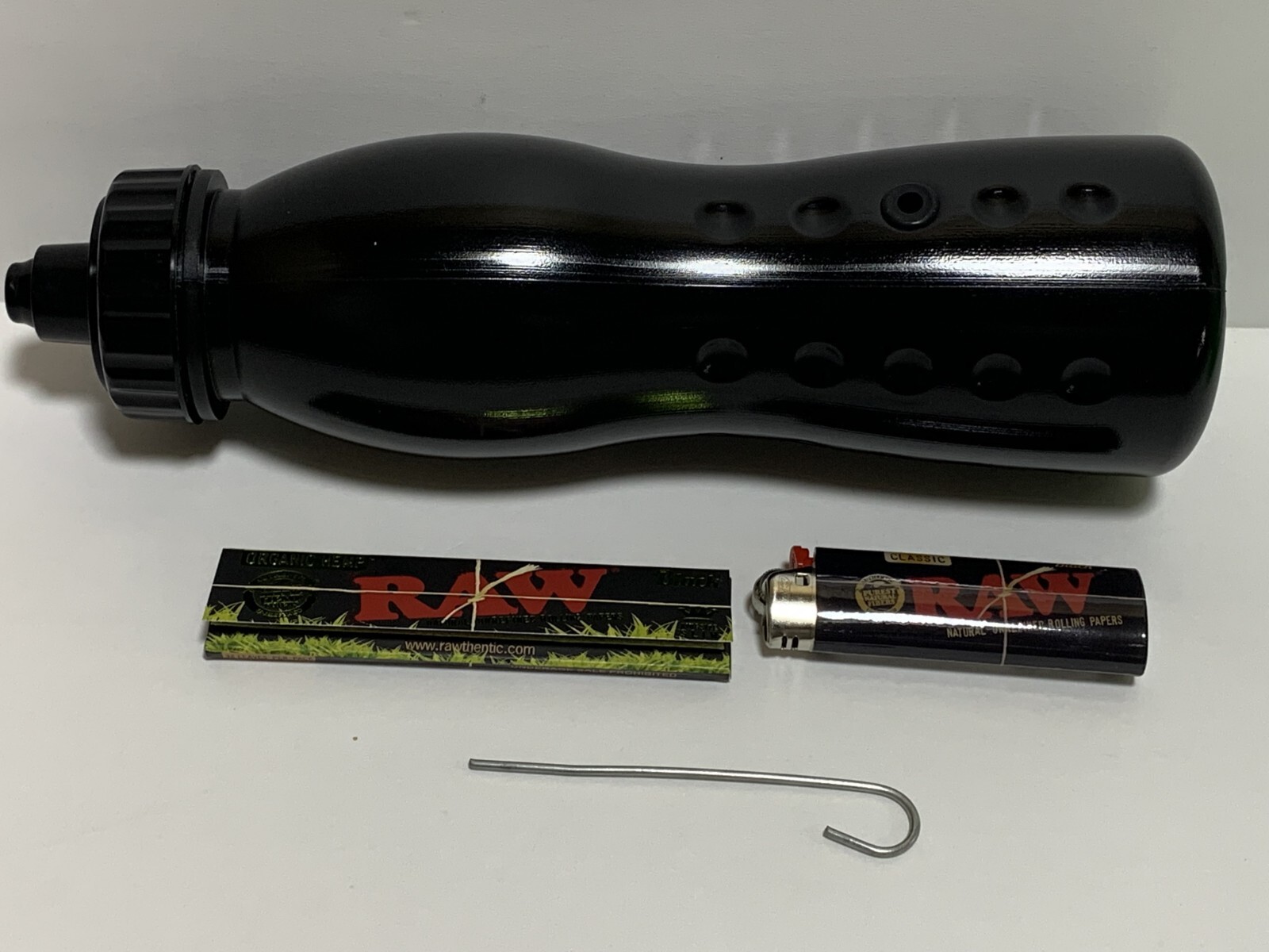 USA “POWER HITTER BLASTER™”+RAW BLACK ORG HMP KS papers, Lighter and Poker
