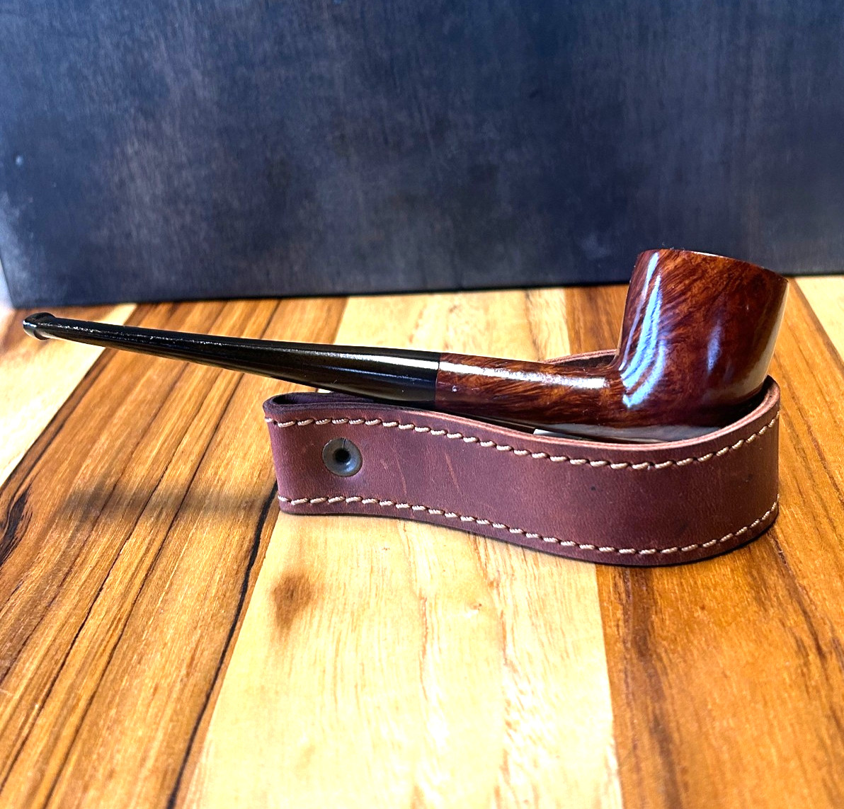 Unmkarked Briar Tobacco Pipe, Unsmoked. Nice Flame Grain