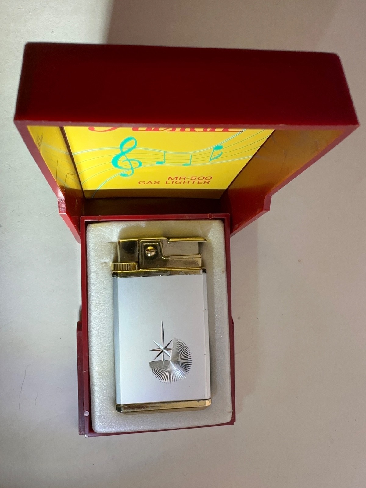 Vintage, working, Imperial Royal Musical MR-500 Silver Gas Lighter with Case