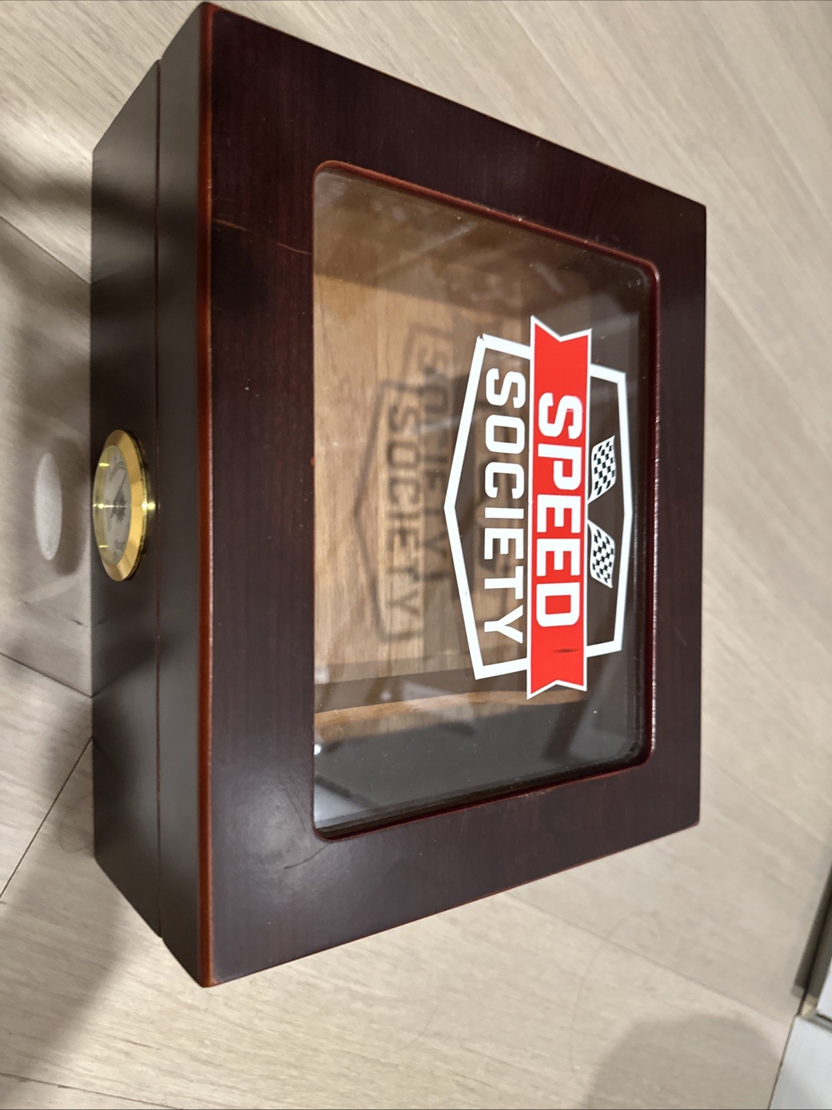 Desktop Humidor Supreme Wood Box w/ Glass Top Cigar Storage 10 1/2″x8 1/2″