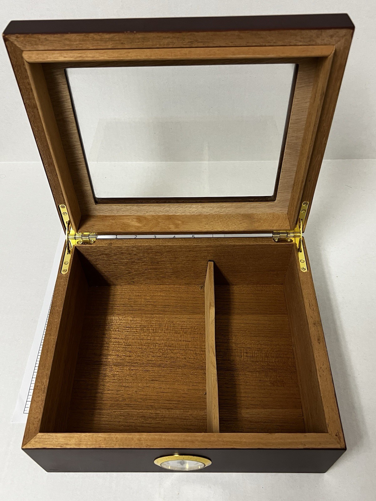 Cherry Wood Glass Top Cigar Humidor w/ Sure Seal Lid – Cedar Lined CB5