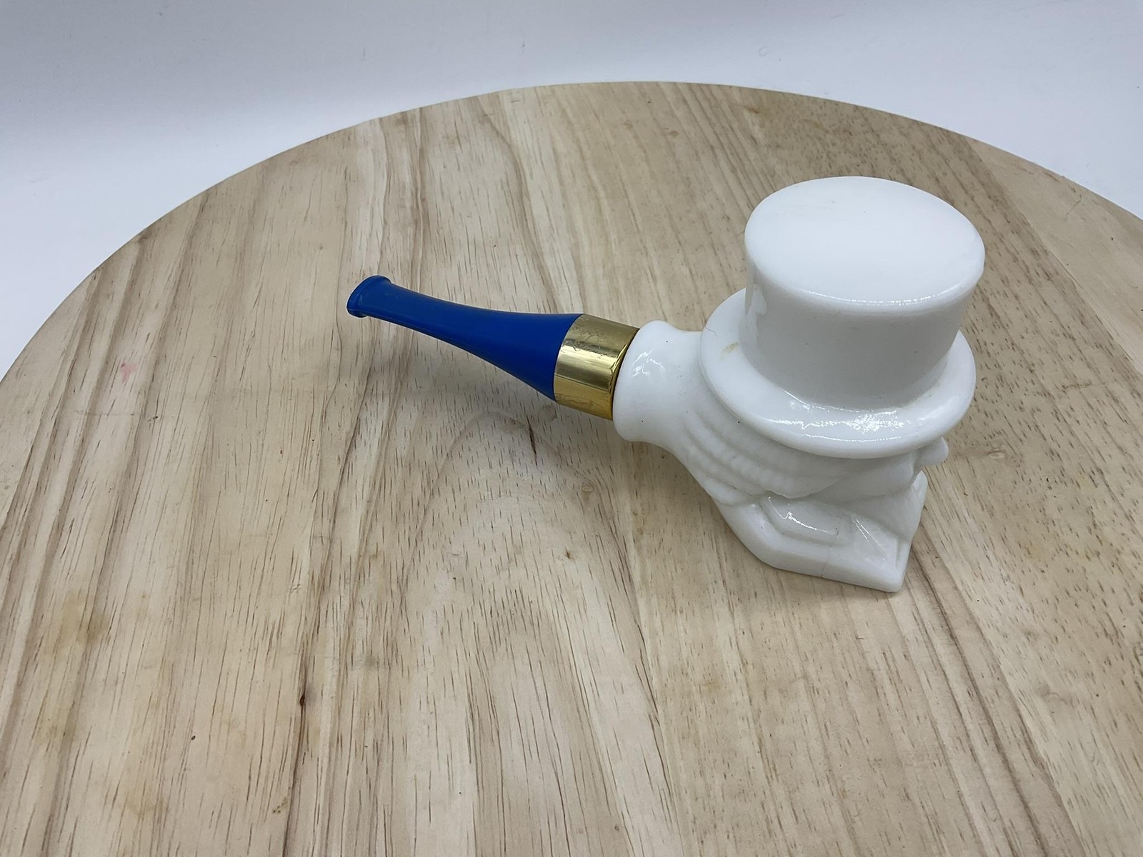 Avon Ceramic Man In Top Hat Tobacco Pipe Figurine White Blue Gold Tone Decor VTG