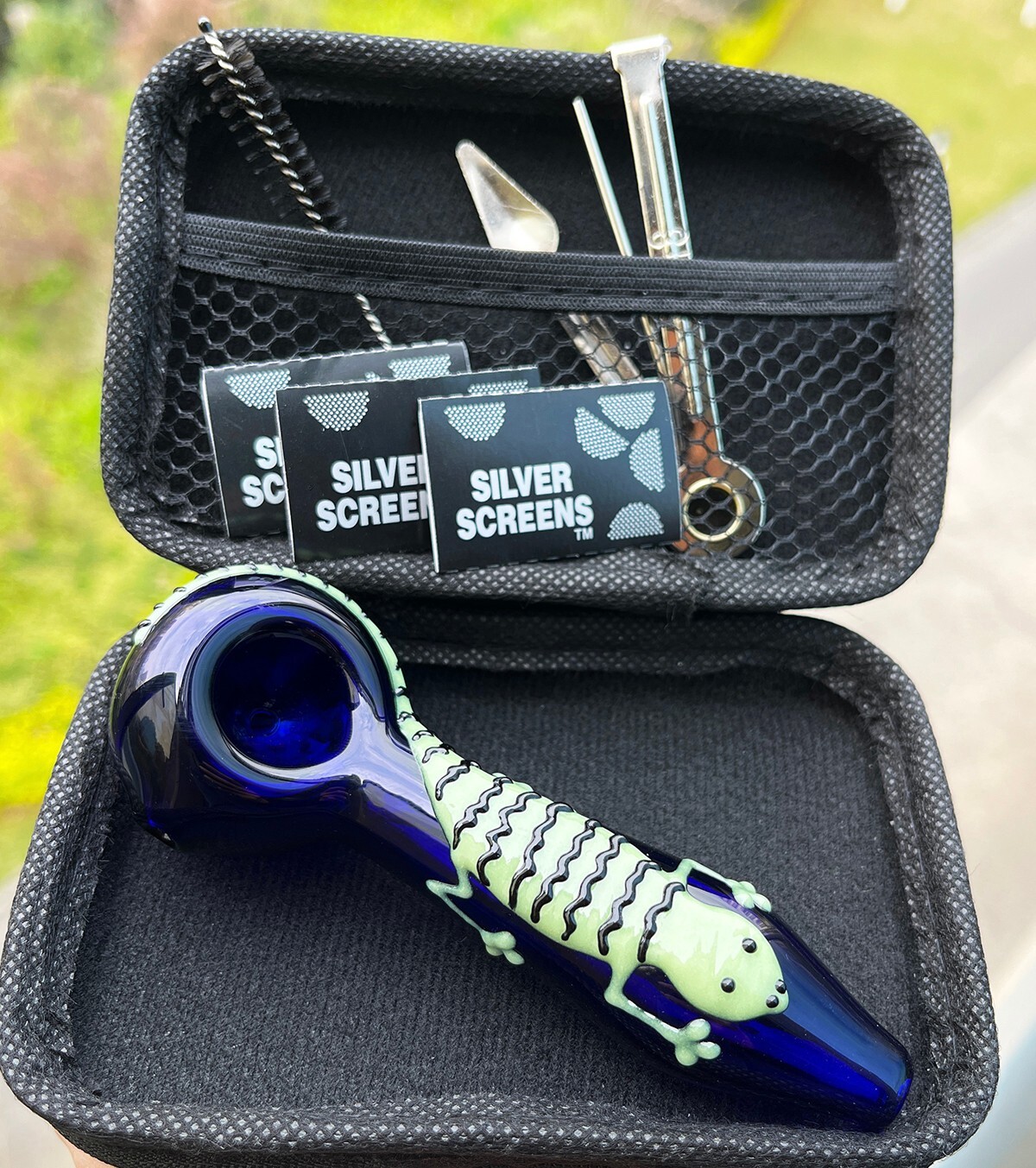 4.7″ Glass Tobacco Smoking Pipe with Brush Storage Box Metal Tool Hand Pipe