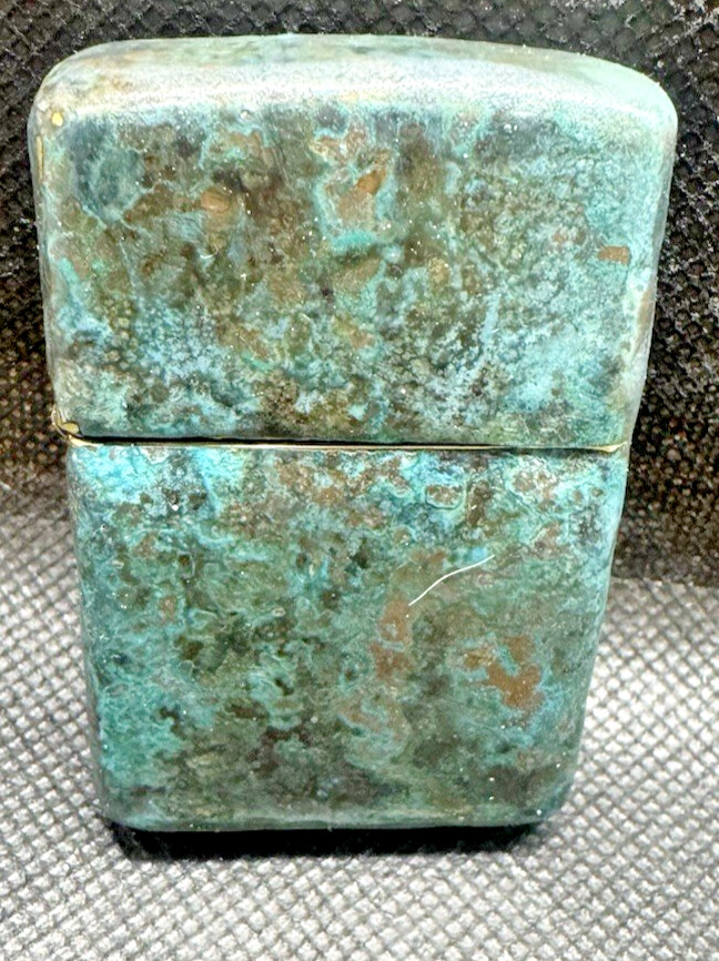 Shipwreck Zippo: The “Reef”-Turquoise. Salty Texture. Fuel-Saving Zippo Insert.