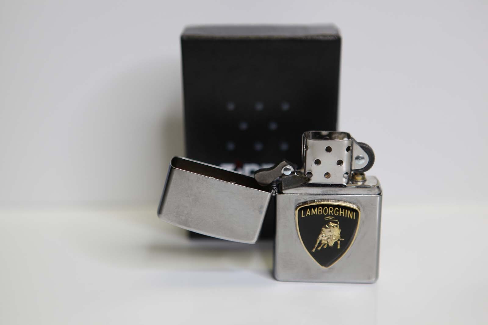 Lamborghini Lighter with Gasoline classic insert NEW Lambo Emblem Lighter C4
