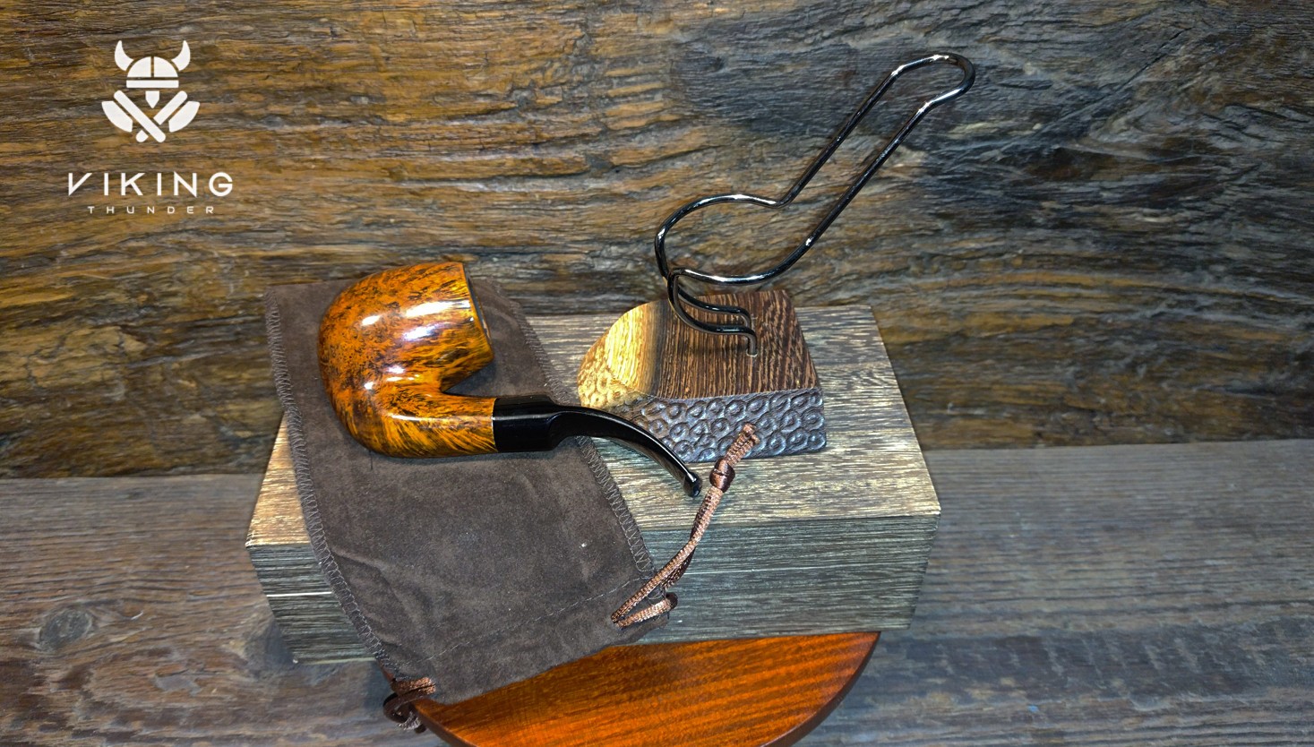 Smoking Tobacco Pipe Briar Wood Hand mage + Free box and stand