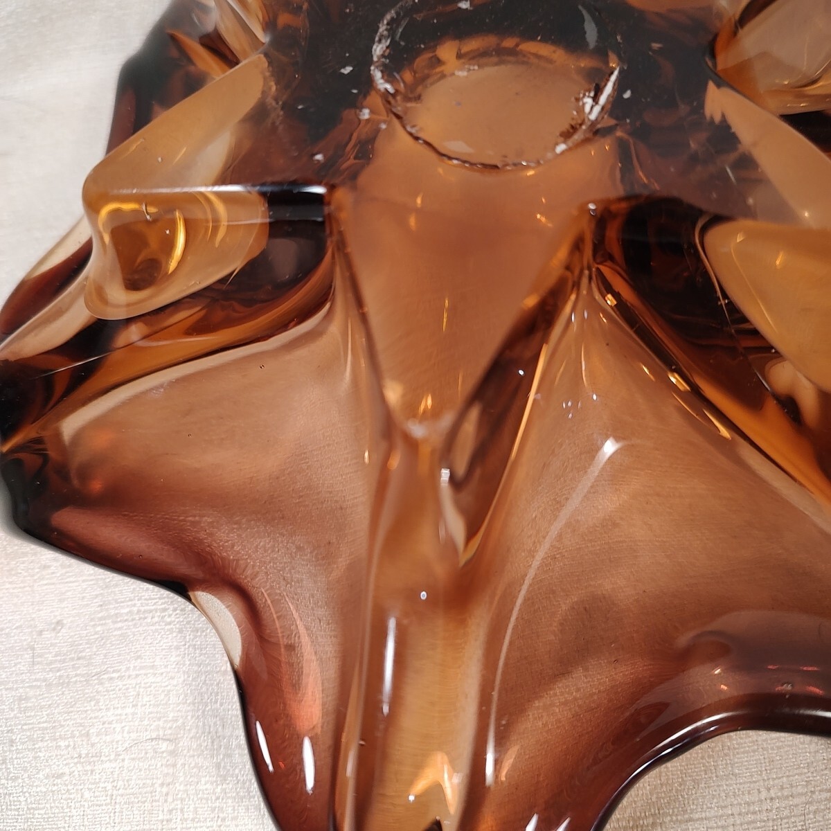 Vintage Swung Glass Amethyst Ashtray 6 Finger Trinket Dish Glows 1 Sm Burr As/Is