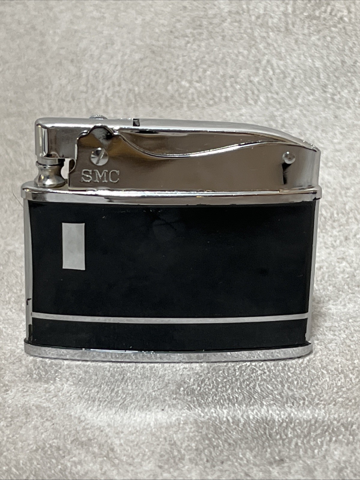 Vintage SMC Supreme slim/flat chrome & black enamel lighter. New old stock Works