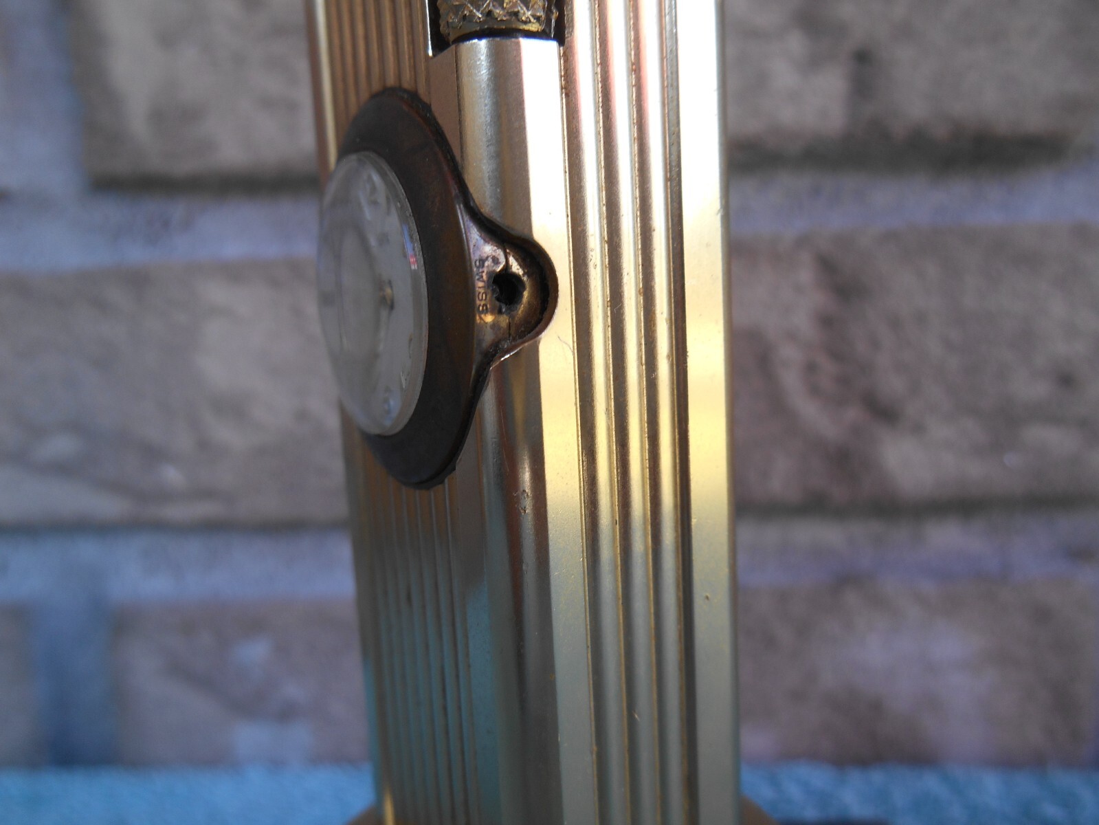 VINTAGE CYGNUS LIFT ARM TABLE LIGHTER WORKS WITH SWANK CLOCK. WIND STEM MISSING