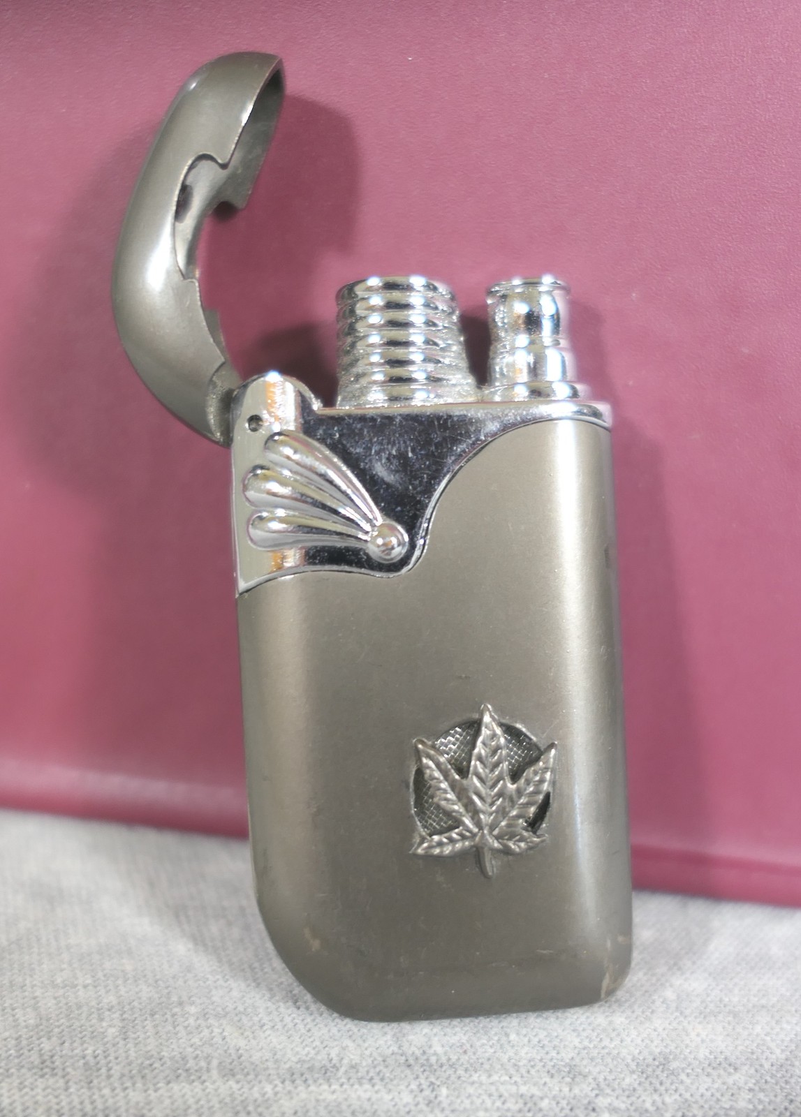 Vintage Gray & Silver Stainless Steel Marijuana Leaf Refillable Butane Lighter