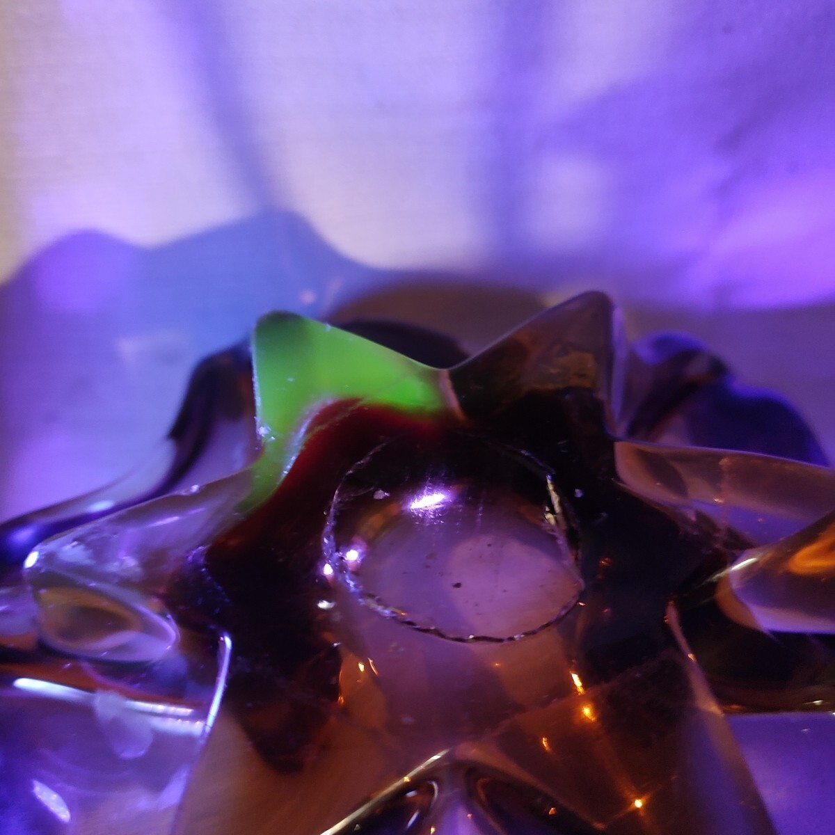 Vintage Swung Glass Amethyst Ashtray 6 Finger Trinket Dish Glows 1 Sm Burr As/Is
