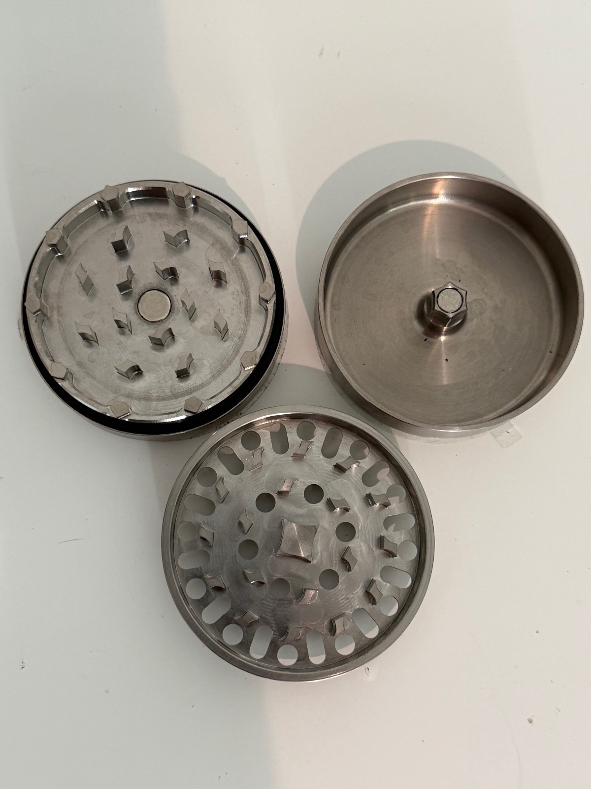 MANA – Titanium Herb & Spice Grinder 2.5″ – Grade 5 Aerospace Alloy | | Lifetime