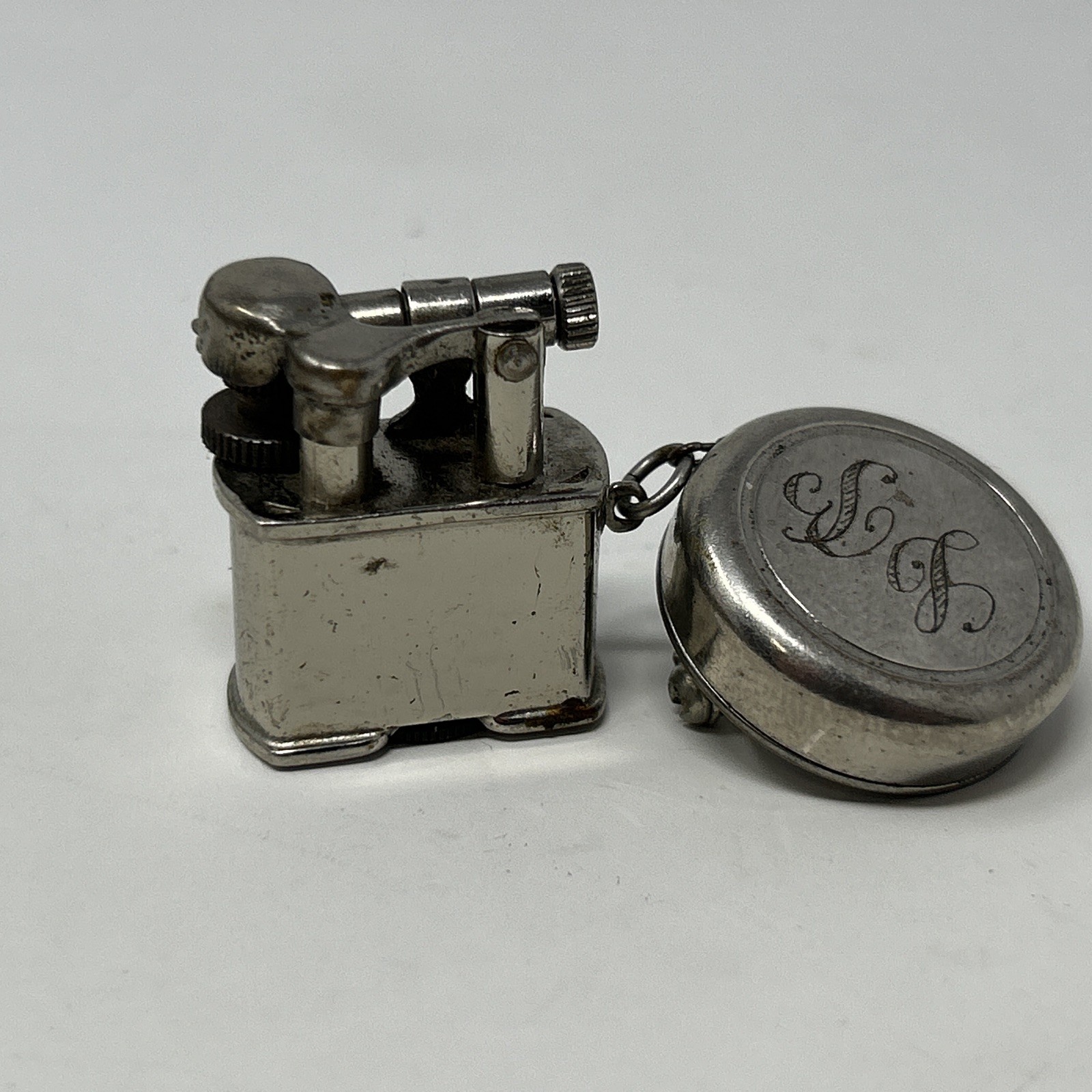 Rare Vintage 1940’s GOLDEN WHEEL Petite Lift Arm Miniature Lighter W/ Chain Reel