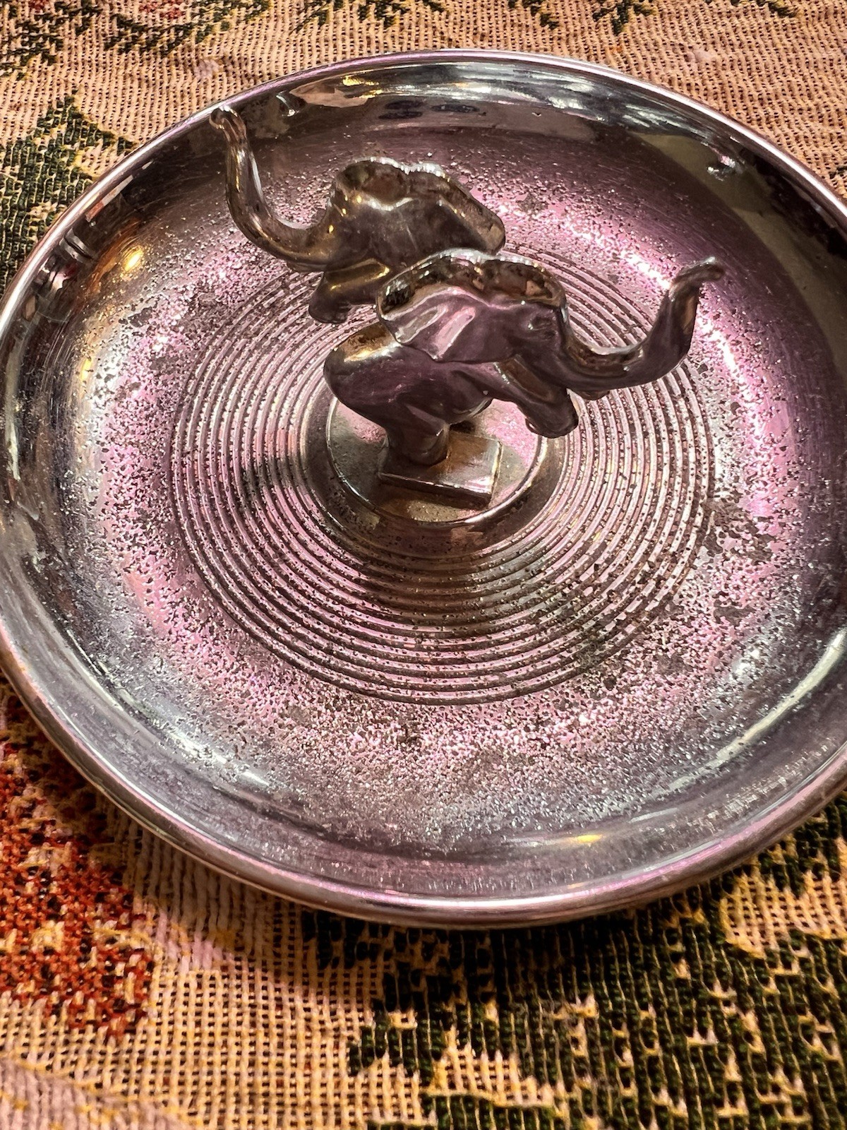 Vintage Hamilton Double Trunk Up Elephants Pincherette Ashtray Art Deco Chrome