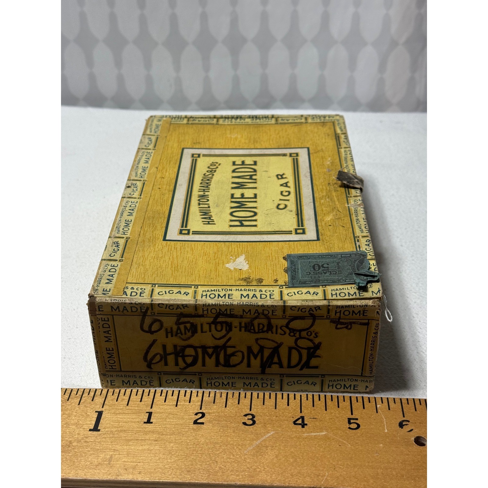 Vintage Hamilton Harris & Co Home Made Cigar Box Invincible Collectible Tin