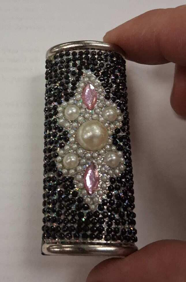BLACK & WHITE GLITTER PINK & WHITE GEM LIGHTER CASE