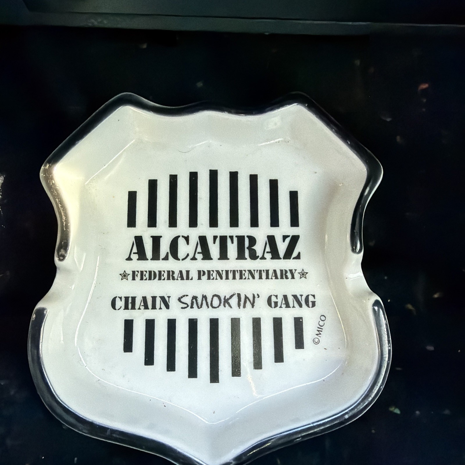 Alcatraz Federal Penitentiary Chain Smokin’ Gang MICO Ashtray 4″ Japan