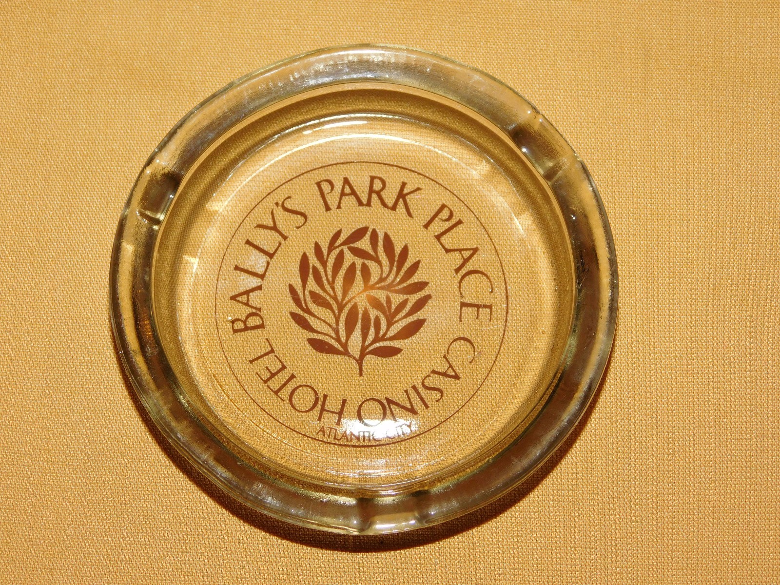 VINTAGE CIGARETTE BALLY’S PARK PLACE CASINO HOTEL ATLANTIC CITY NJ GLASS ASHTRAY