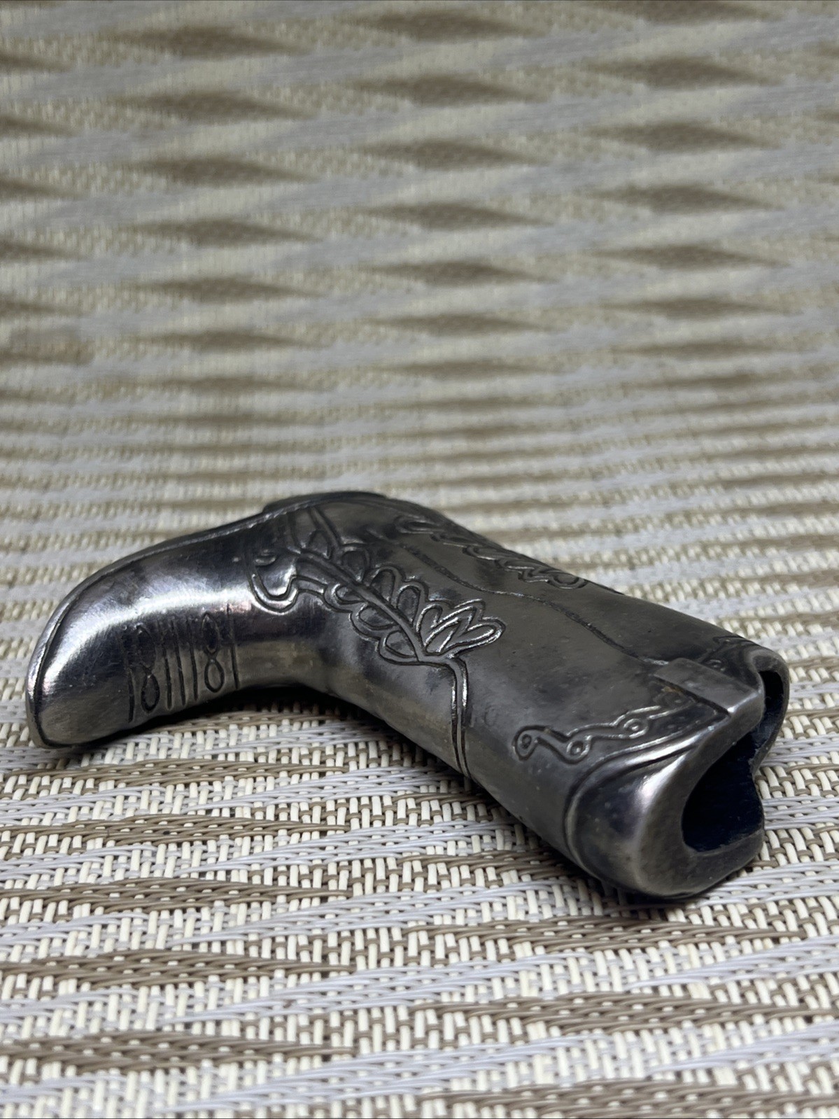Vintage Marlboro Metal Case Cowboy Boot For Mini BIC Lighter,Gray-silver Case