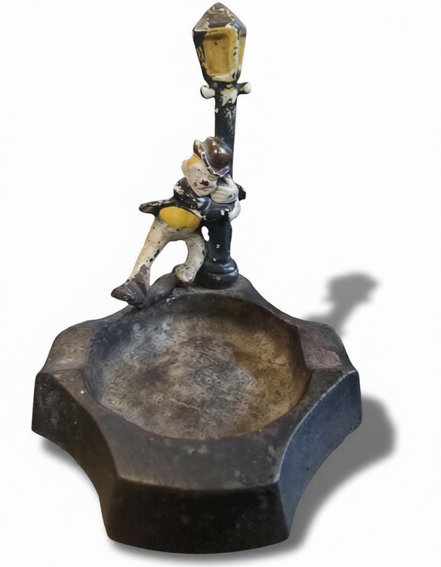 Vintage 1930’s Cast Iron Drunk Man On A Lamp Post Ashtray