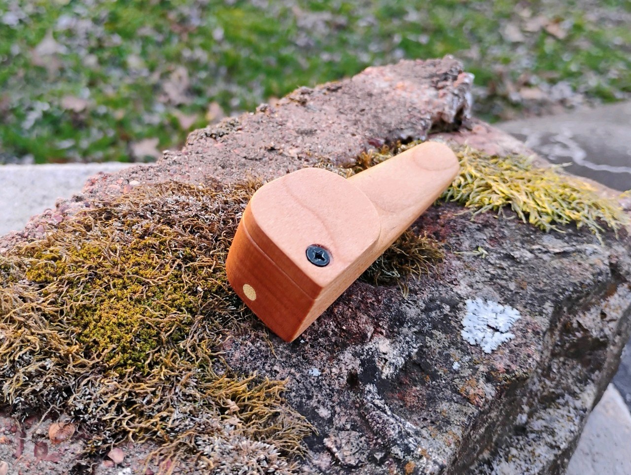 Handmade In USA Cherry Lidded Cone Slim Smoking Pipe