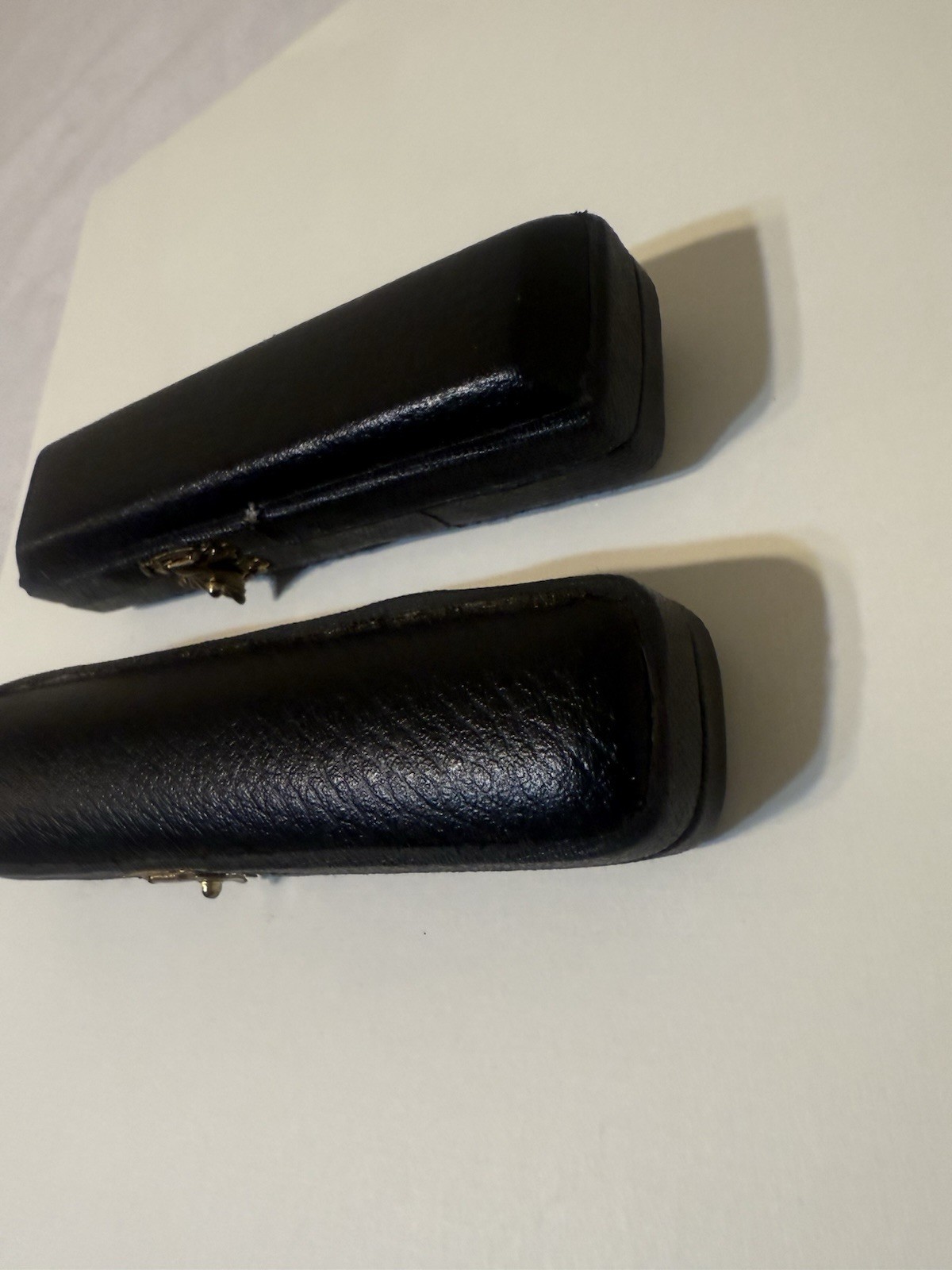 Set of 2 vintage smoking pipes in case in very good condition without brand