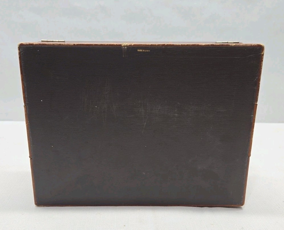 Vintage Walnut Cigar Humidor Made In Spain Beautiful Leather 11 by 8.5 inch