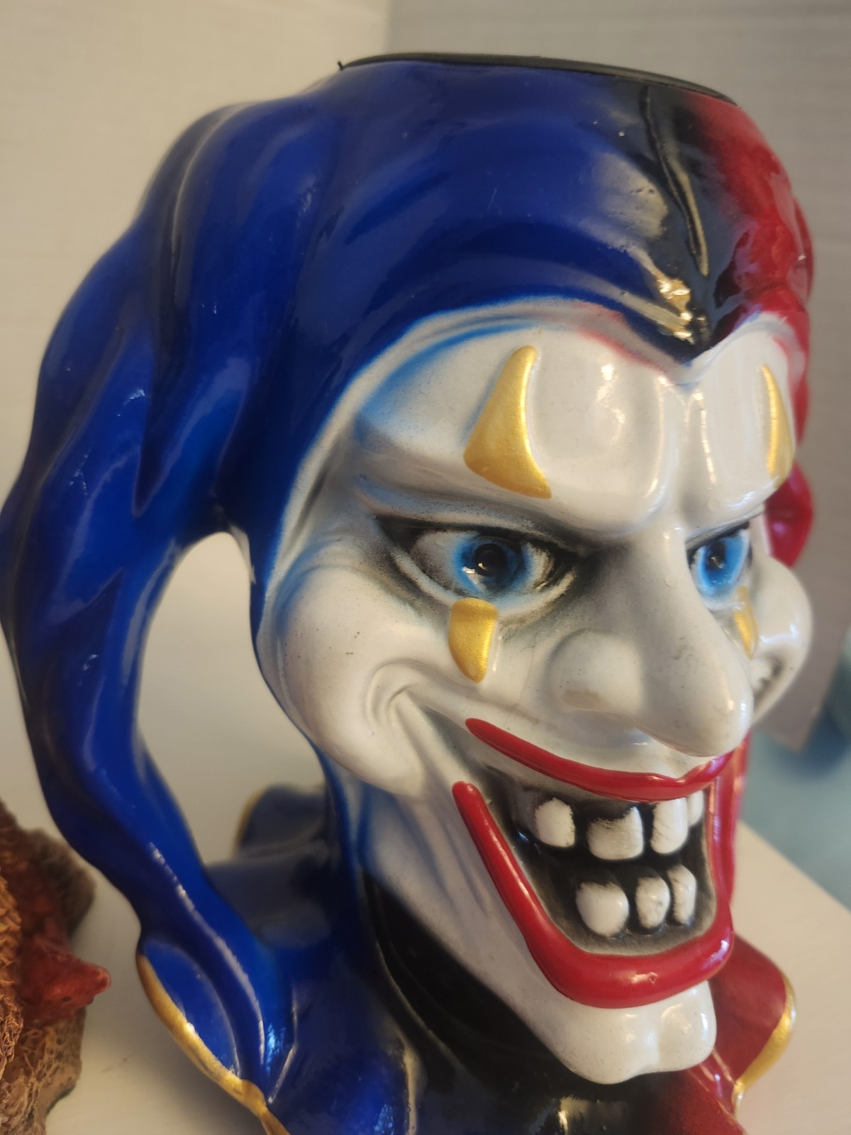 Graffix Icon Bong Base/ Lava Lamp Base Chester The Jester- RARE By SCOTT JOHNSO
