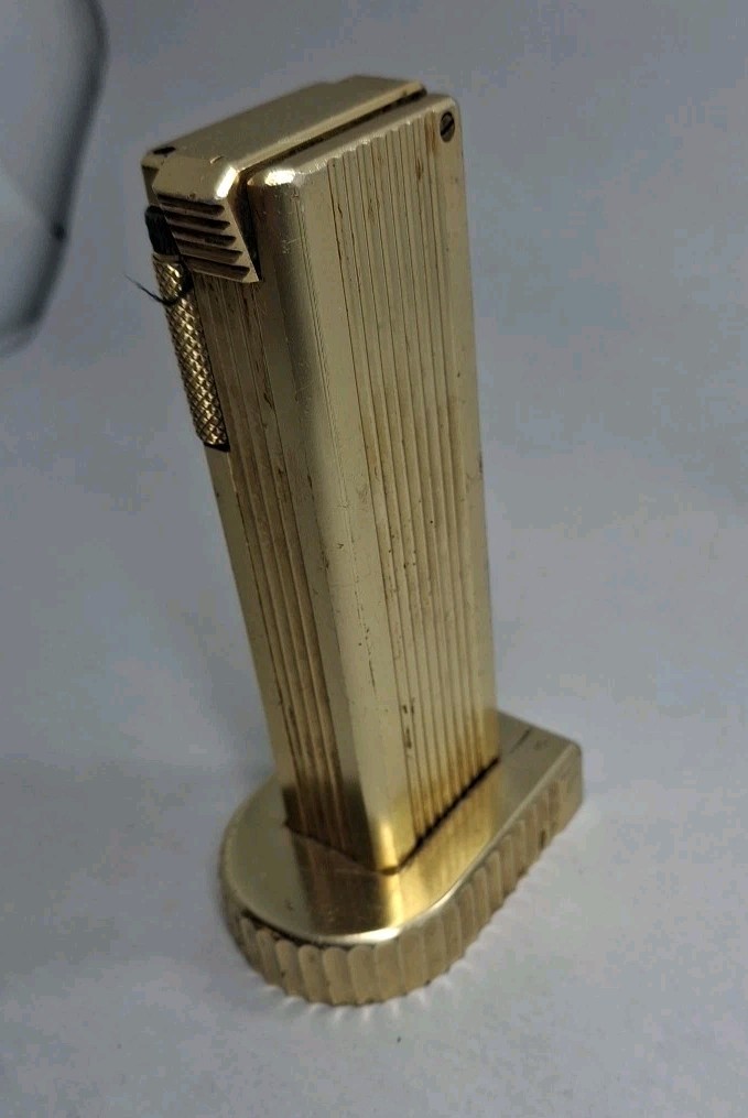 VINTAGE CYGNUS GoldTone Flip Top Skyscraper 4.25″ ArtDeco TableLighter, Japanese
