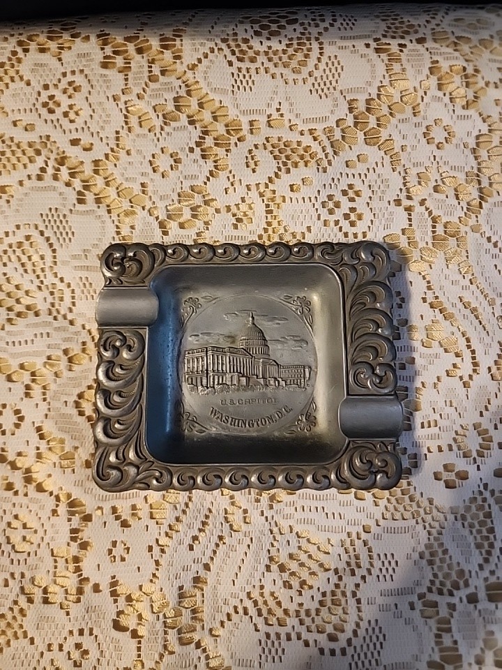 Washington DC U.S.A. Capitol Ashtray Made In U.S.A. Metal