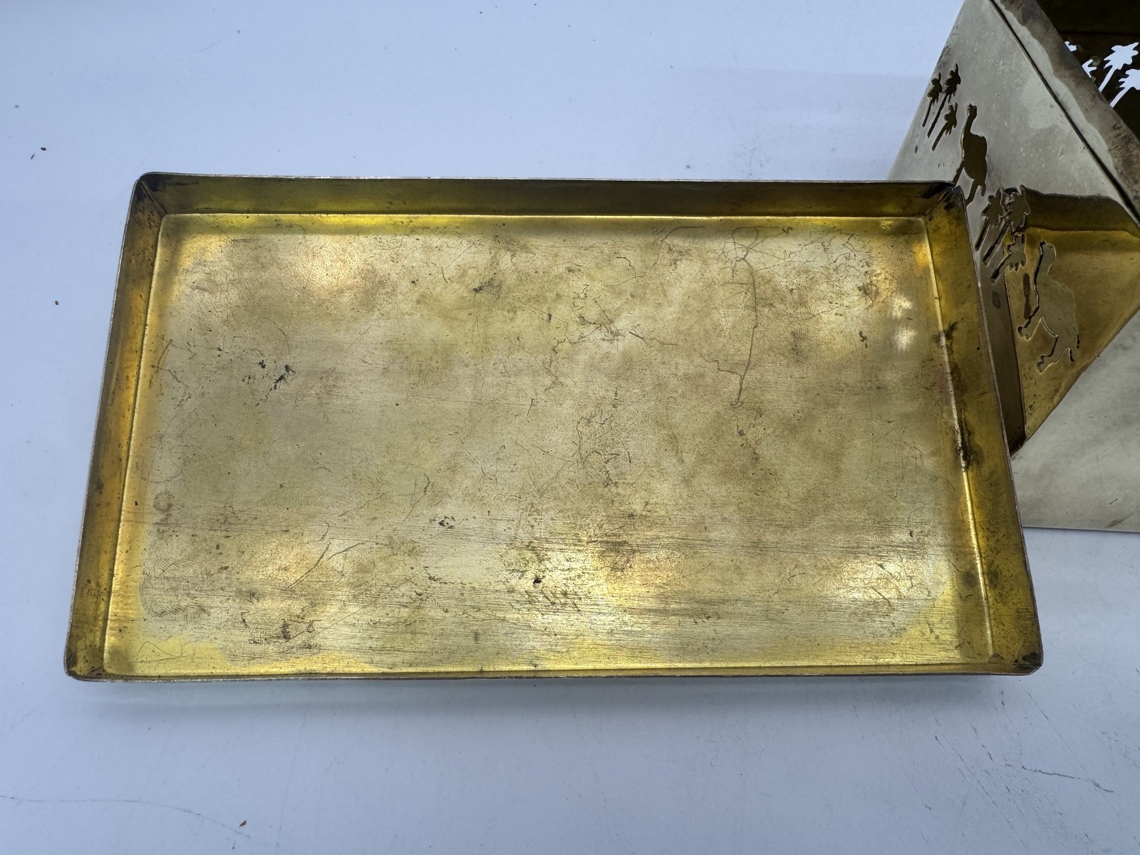 VTG Camel Cigarette Brass Tobacciana Box w/ Pyramid Lid Palm Trees